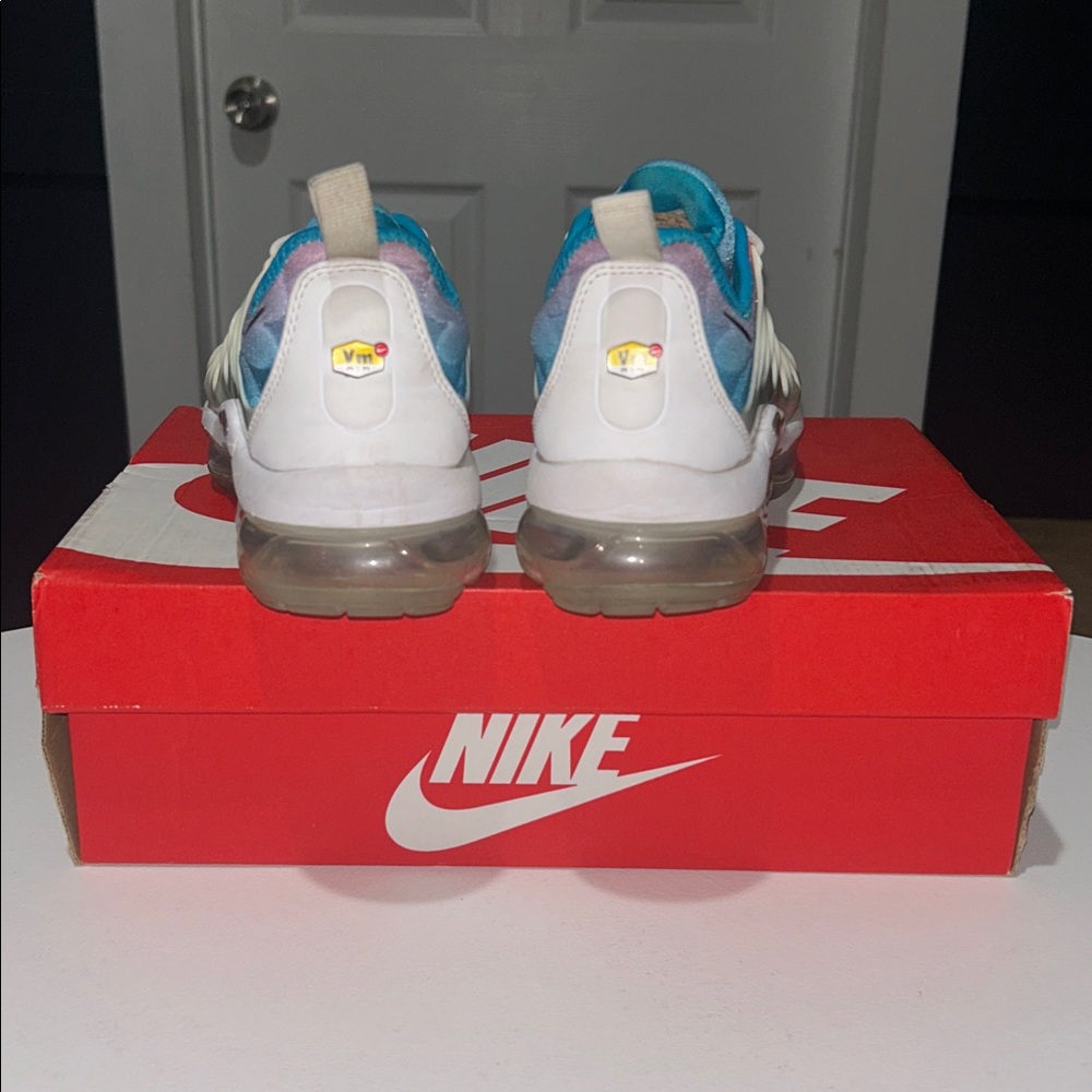 Nike Air VaporMax Plus “Lava Glow Blue Lagoon” Women’s Size 6.5 - Picture 5 of 9